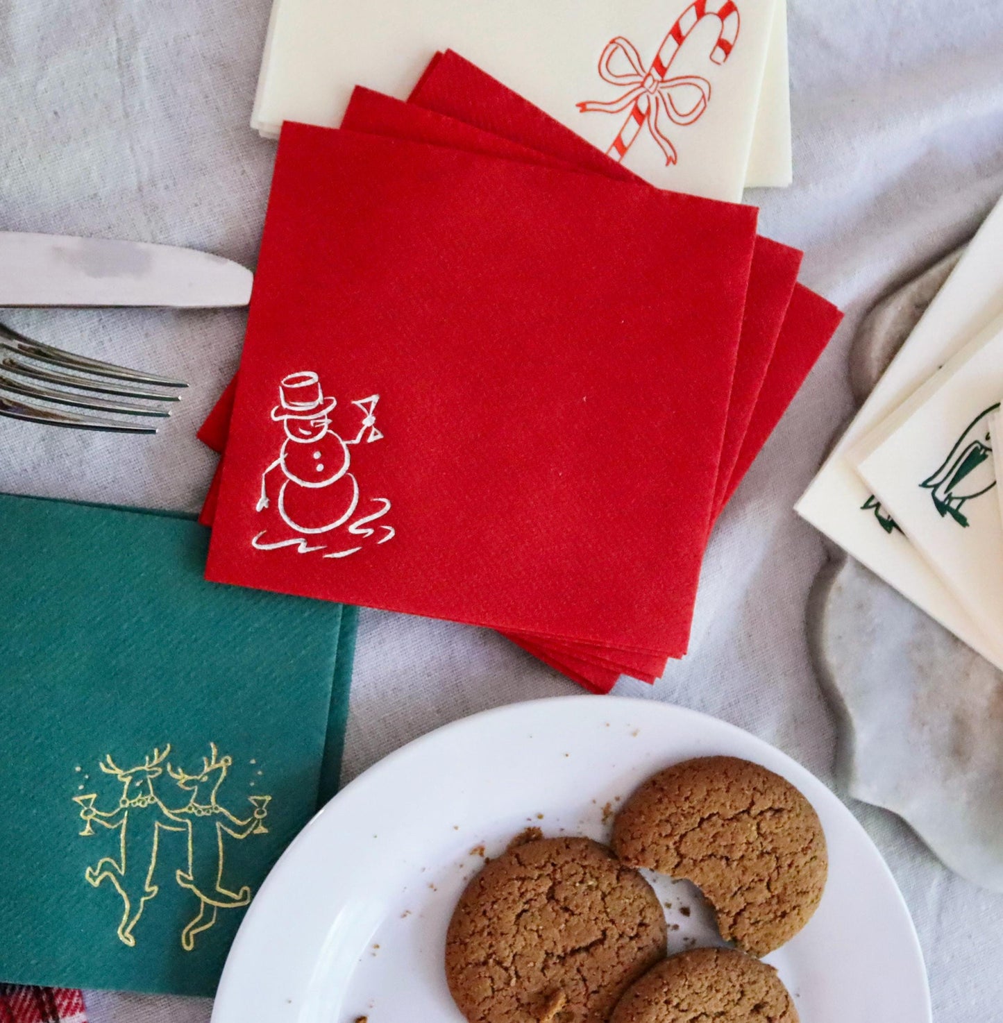 Tipsy Snowman Cocktail Napkin Set 30 Pieces